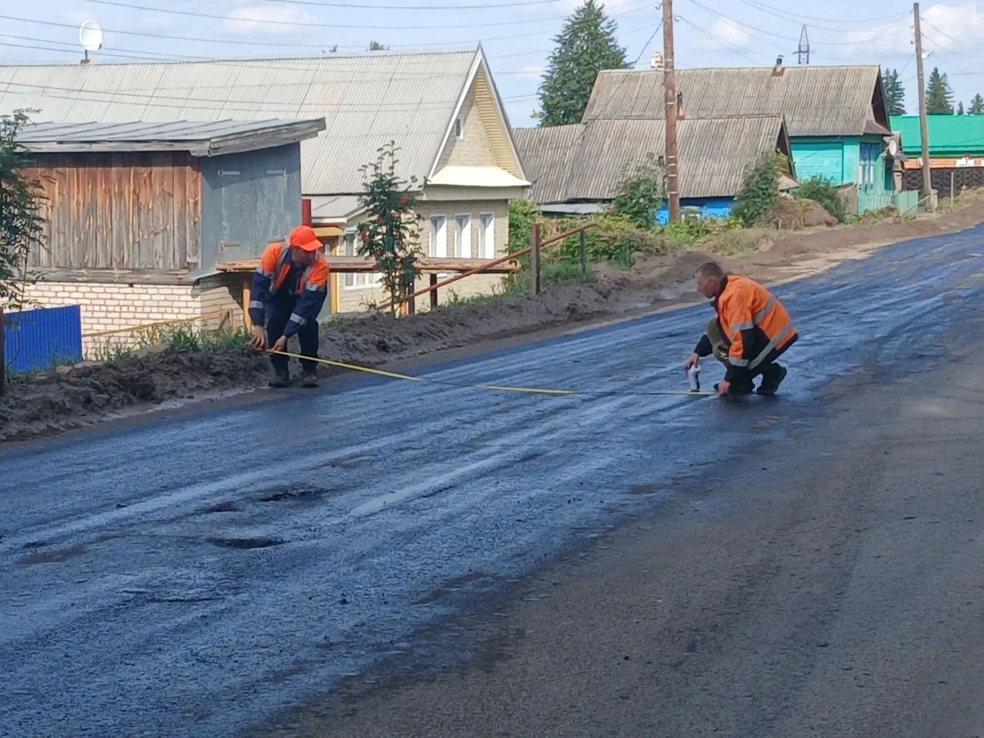 В Малмыже асфальтируют участок улицы Комсомольской