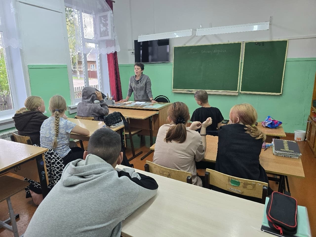 В Малмыжской коррекционной школе-интернате прошло мероприятие ко Дню языков народов России
