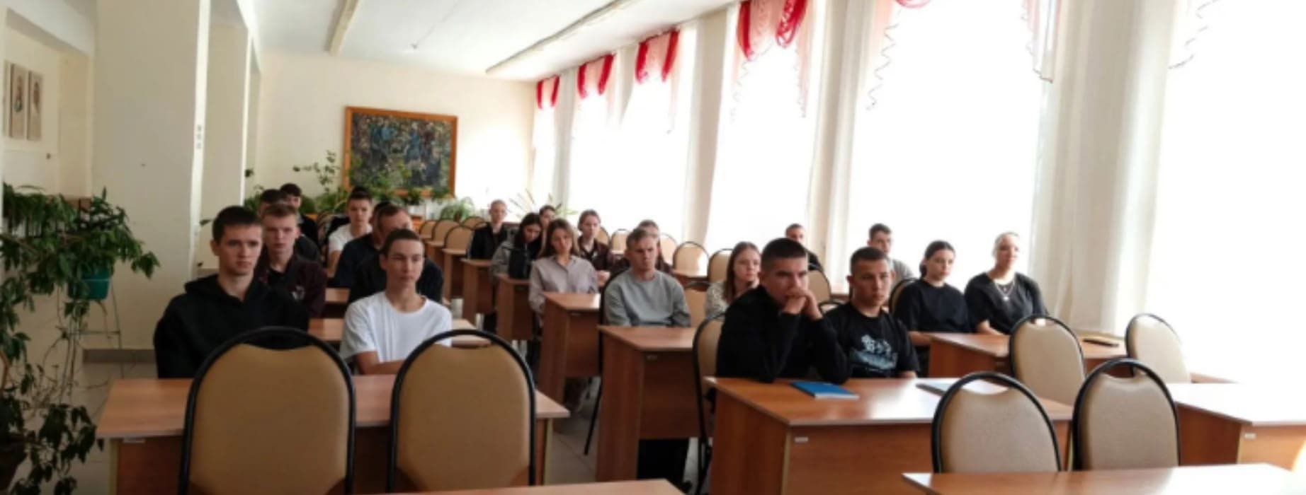 В политехникуме прошел час памяти ко Дню солидарности в борьбе с терроризмом
